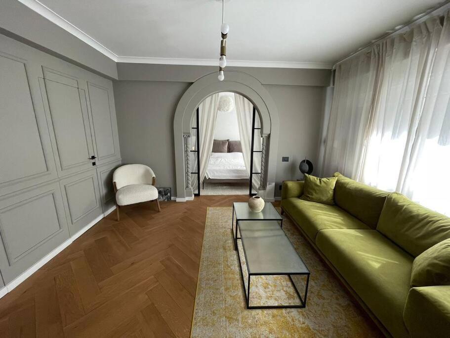 Stunning 1Bd Flat With 50M2 Terrace In The City Center Bucareste Exterior foto